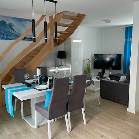 Apartament Lazurowy *